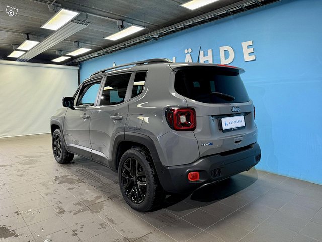 Jeep Renegade 12