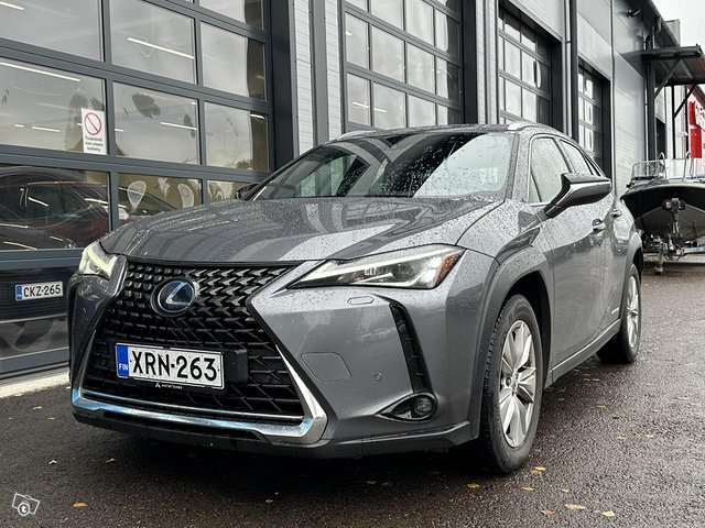 Lexus UX