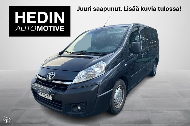 TOYOTA PROACE