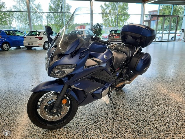 Yamaha FJR 2