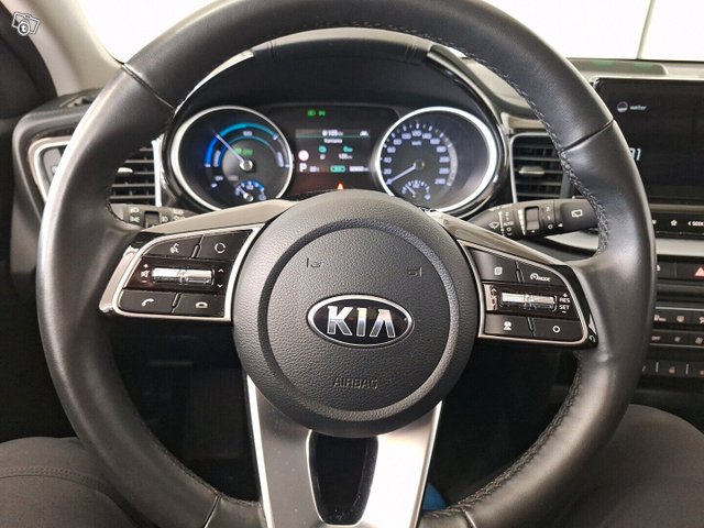 Kia XCeed 8