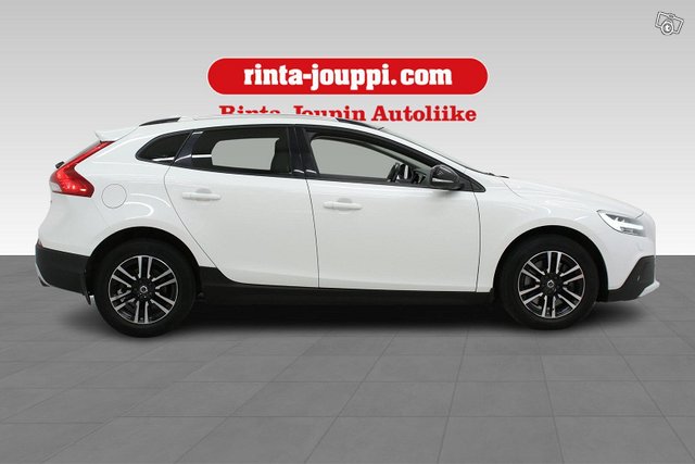 Volvo V40 Cross Country 4