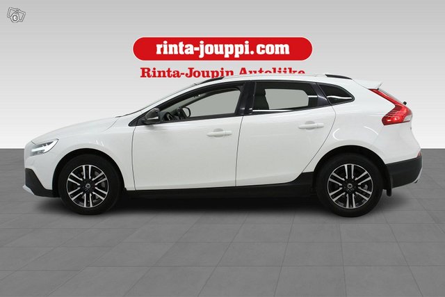 Volvo V40 Cross Country 8