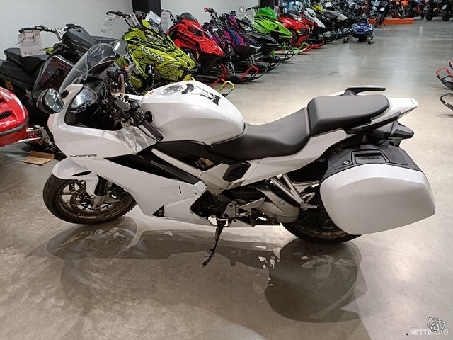 Honda VFR 7