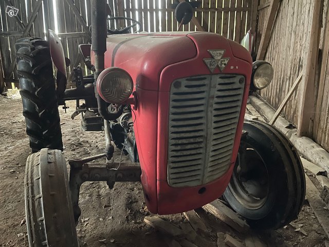 Massey Ferguson 1