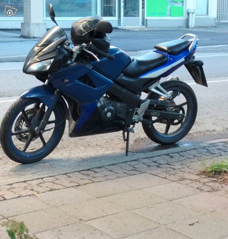 Honda CBR 125 R, kuva 1