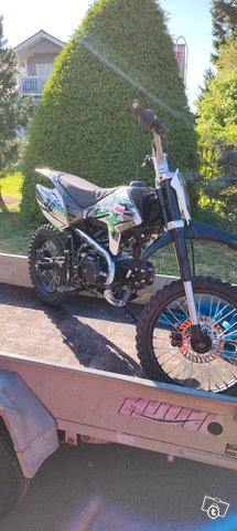 X-moto 125 crossi 5