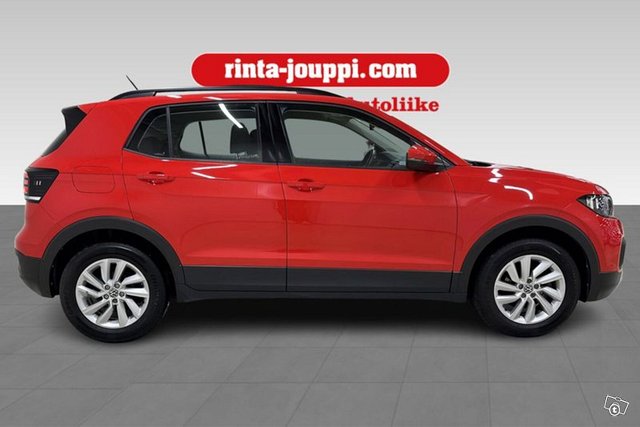 VOLKSWAGEN T-CROSS 4