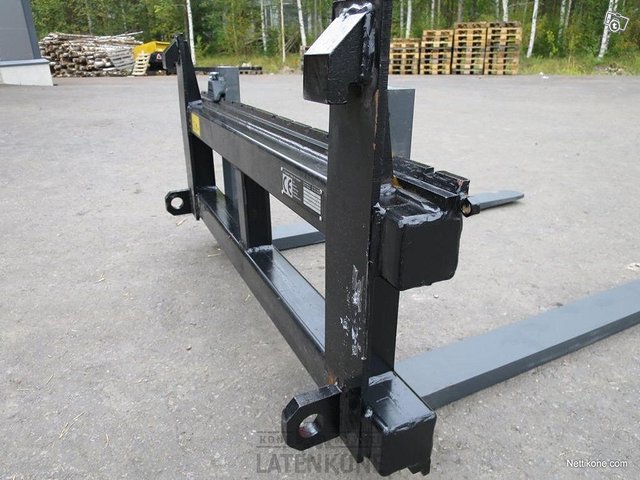 Laten Trukkipiikit 2500kg 1200mm/1200mm 2A Valtra/Vila 8