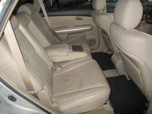 Lexus RX400h 10