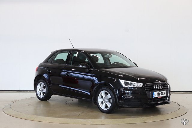 Audi A1 3