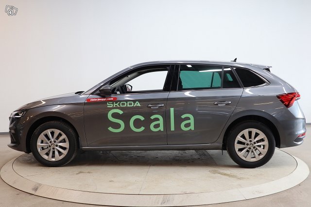 Skoda Scala 8