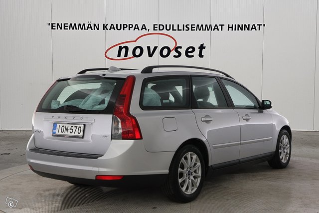 Volvo V50 4