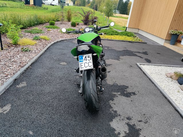 Kawasaki Z750 vm.2010 6