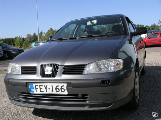 SEAT Cordoba 1