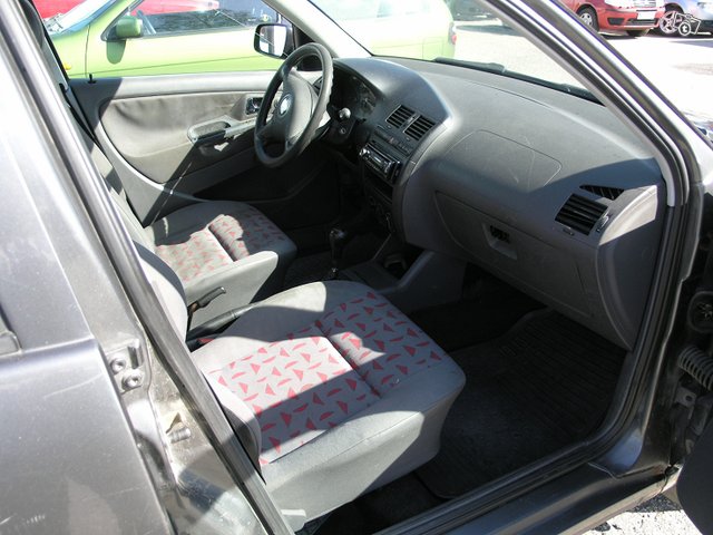 SEAT Cordoba 9