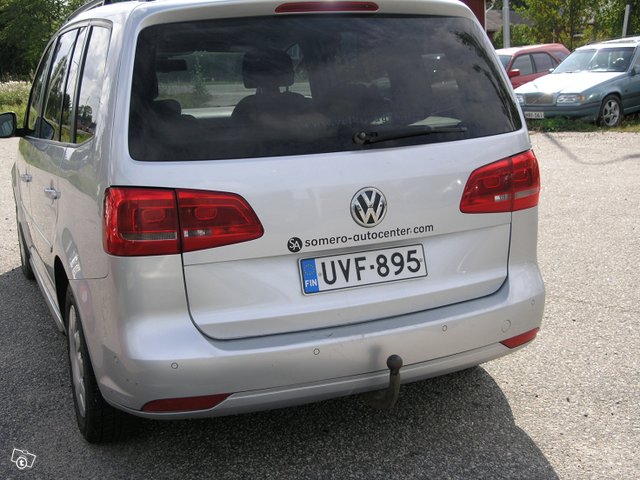 Volkswagen Touran 5