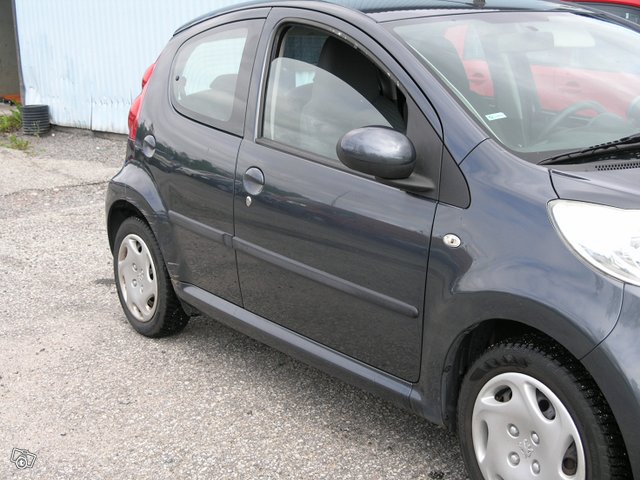 Peugeot 107 4