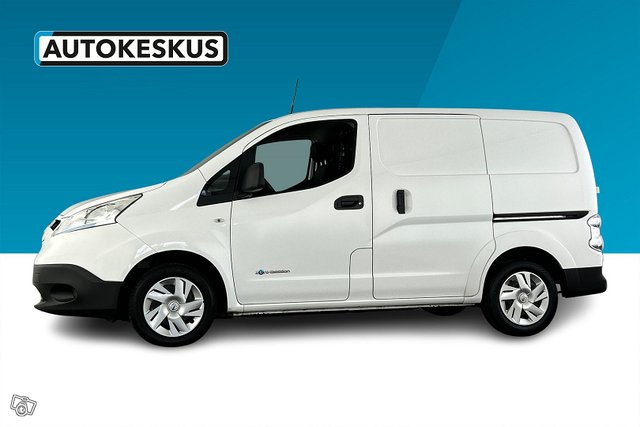 Nissan E-NV200 6