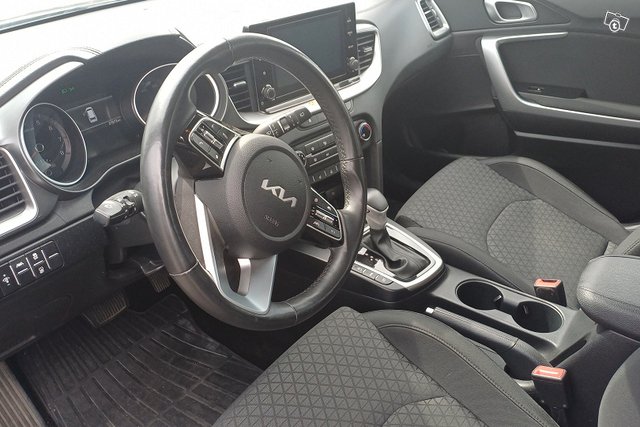 Kia Ceed 4