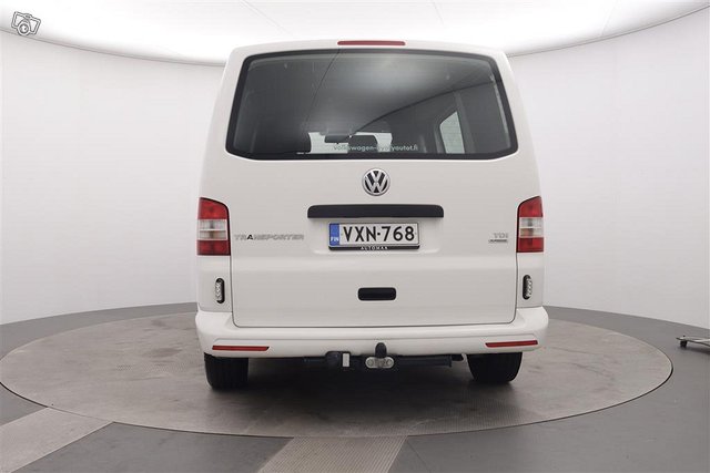 VOLKSWAGEN TRANSPORTER 8