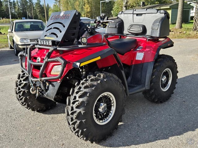 Can-Am Outlander 2