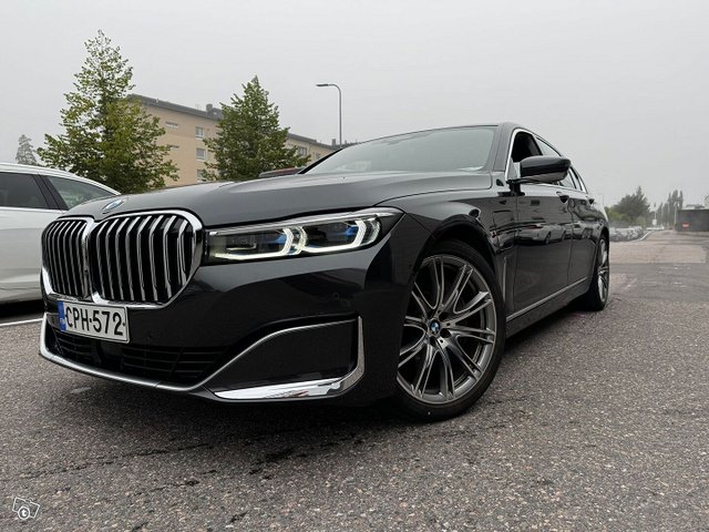 BMW 745 4