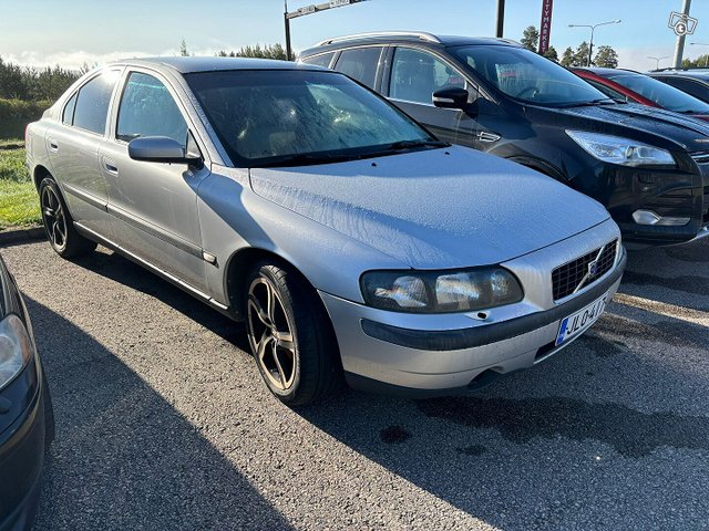 Volvo S60