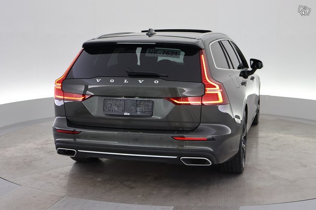 Volvo V60 10