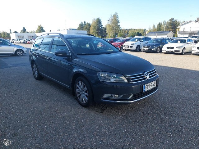 Volkswagen Passat 1