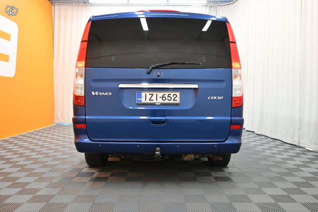 Mercedes-Benz Viano 7