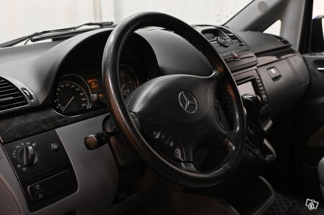 Mercedes-Benz Viano 17