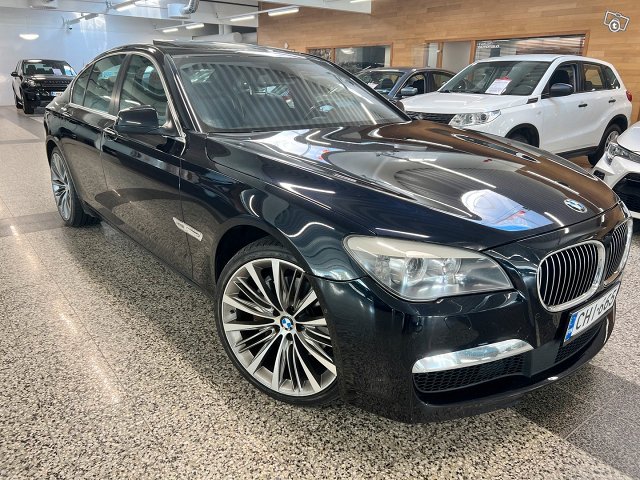 BMW 740, kuva 1