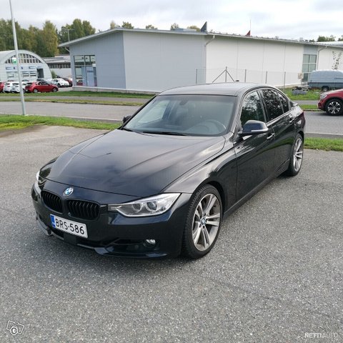 BMW 335 3