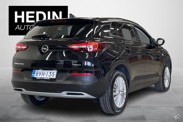 Opel Grandland X 2