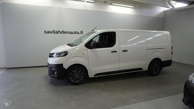 TOYOTA Proace