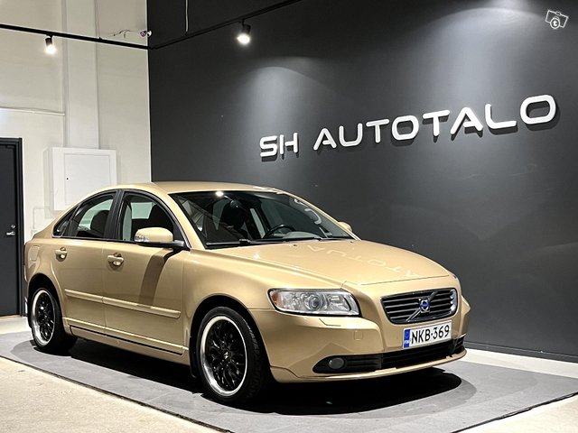 Volvo S40