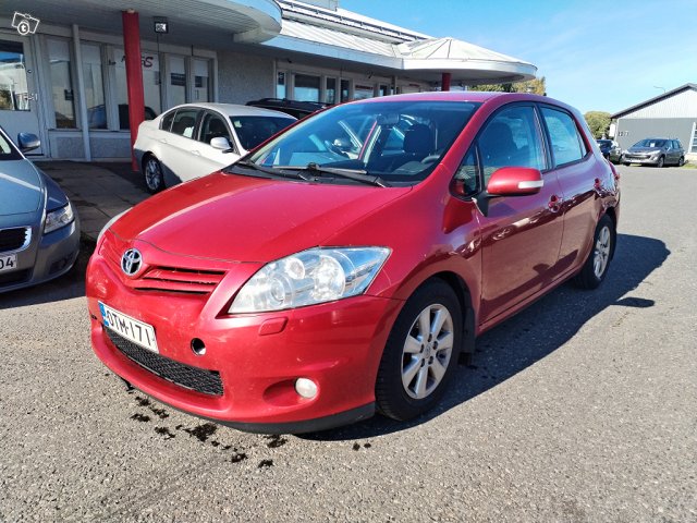 Toyota TOYOTA AURIS