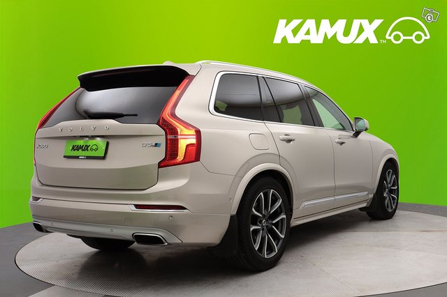 Volvo XC90 4