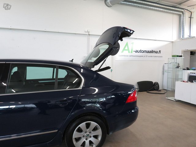 Skoda Superb 16