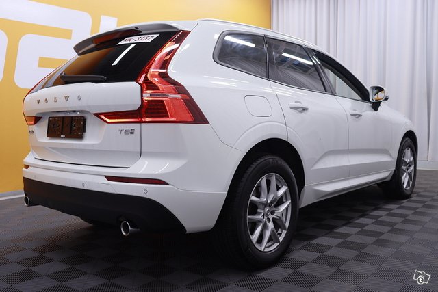 Volvo XC60 7