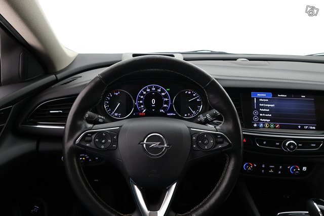 Opel Insignia 20