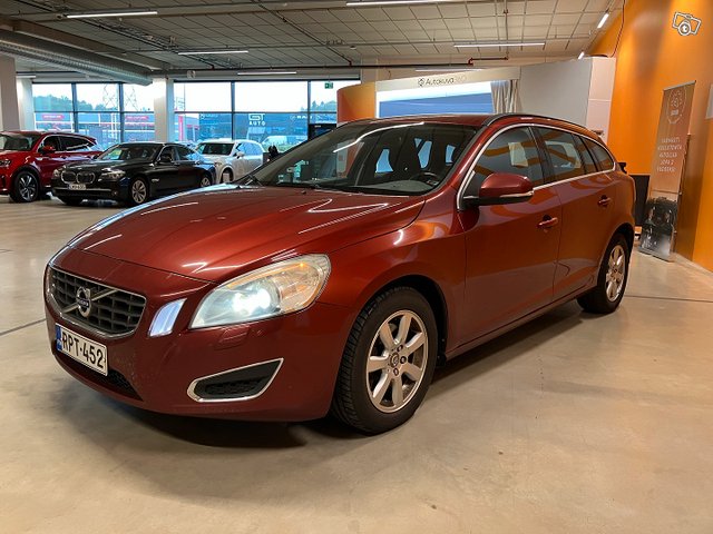 Volvo V60 2