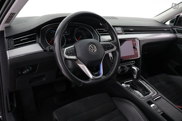 Volkswagen Passat 12