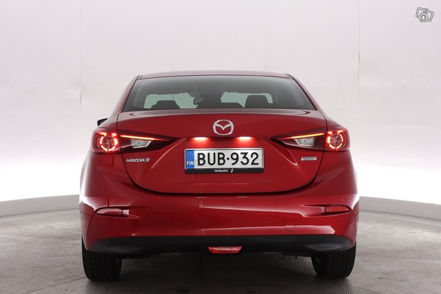 Mazda Mazda3 4