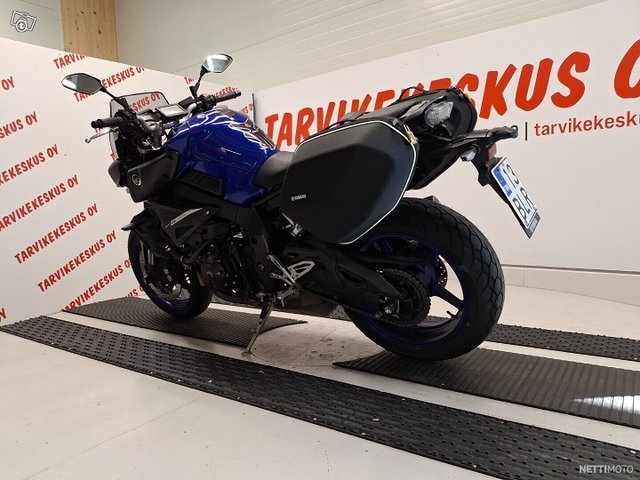 Yamaha MT-10 7