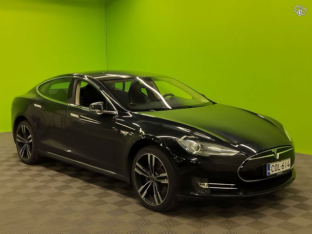 Tesla Model S