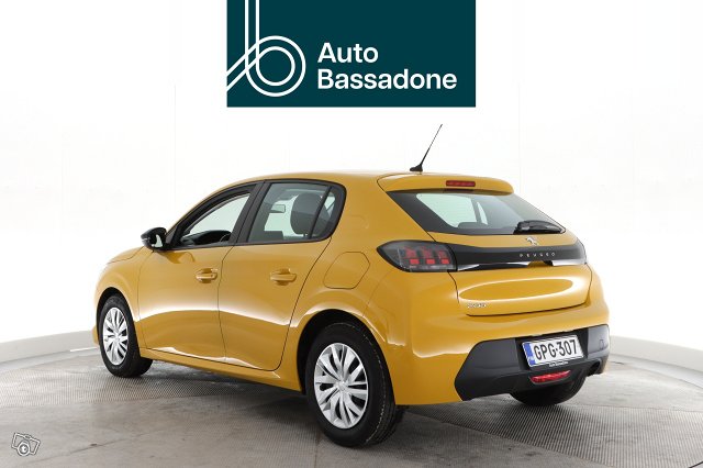 PEUGEOT 208 4