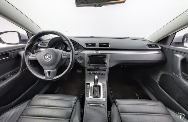 Volkswagen Passat 11