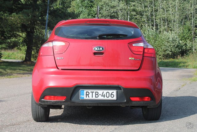 Kia Rio 8